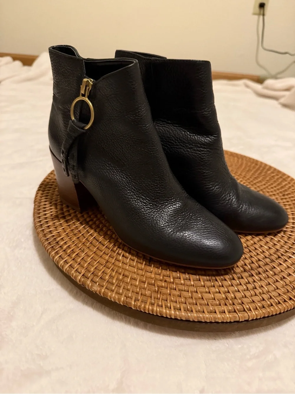 Franco Sarto smooth black
